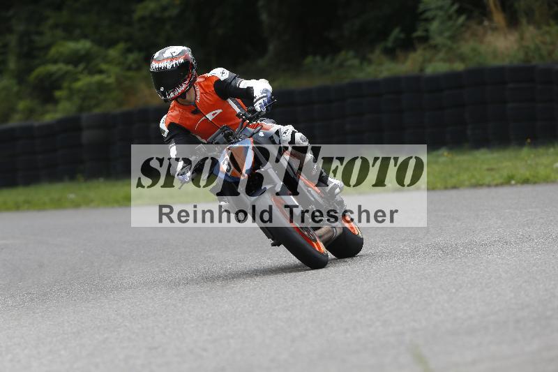 Archiv-2025/37 28.07.2025 Dunlop Ride und Test Day ADR/Einsteiger gruen/3